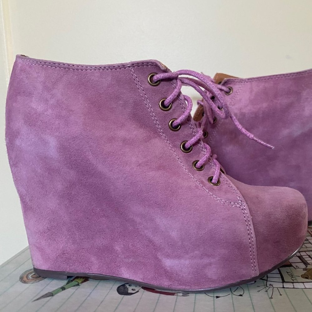 Jeffrey Campbell LAVENDER 99 TIE WEDGES    Size 7.5     slightly USED.     LILAC
